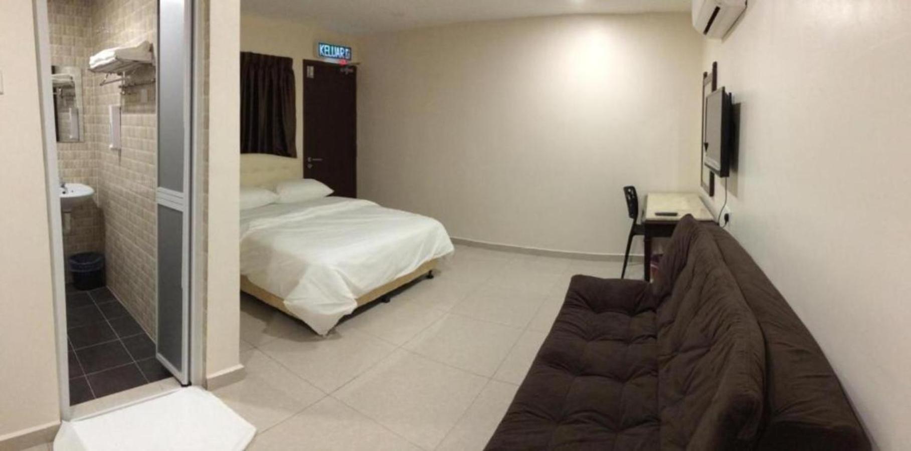 Sam Hotel Sitiawan Exteriör bild