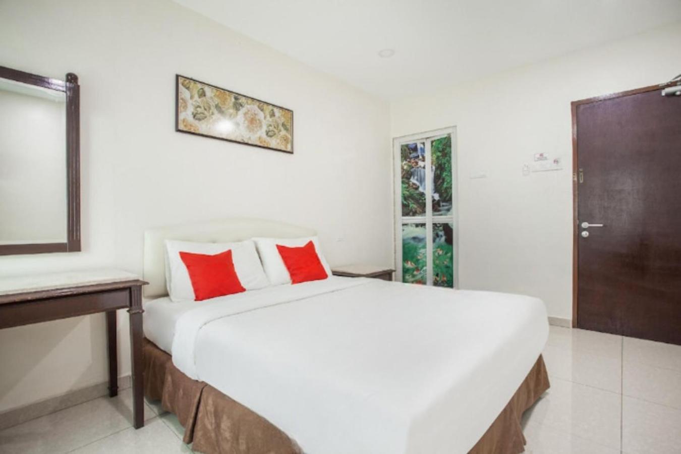 Sam Hotel Sitiawan Exteriör bild